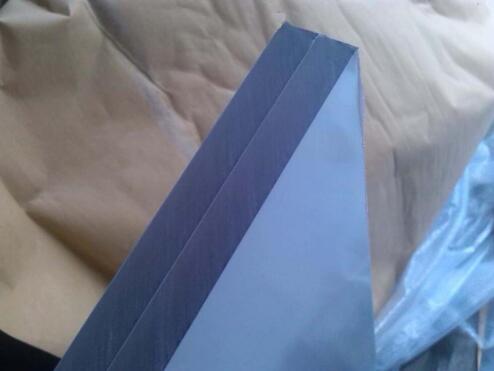 色多多官网下载耐力板寿命是多少年?色多多国产成人永久免费网站厂家告诉你