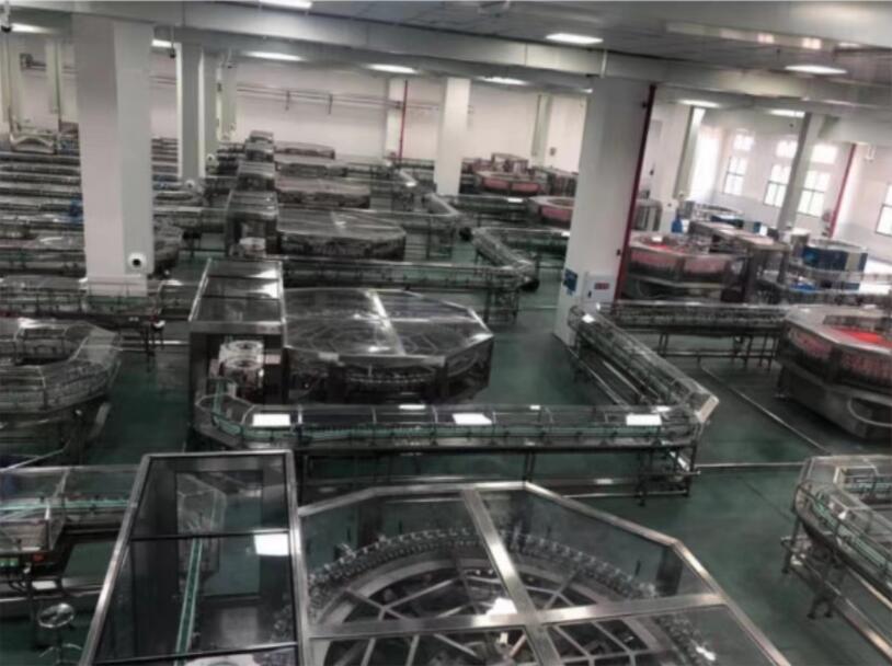 色多多官网下载板在设备防护罩中的优点和作用