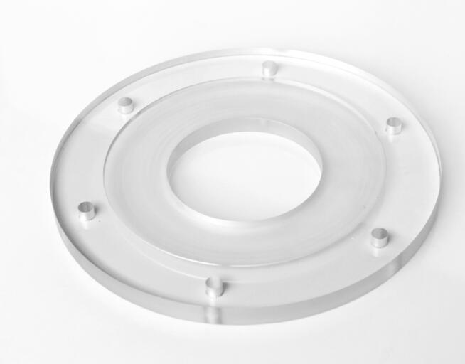 pc耐力板可以用钉子打孔吗？