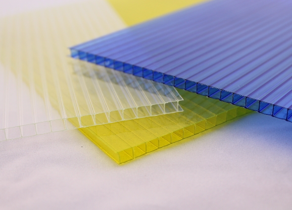 色多多官网下载阳光板的阻燃性能怎么样？