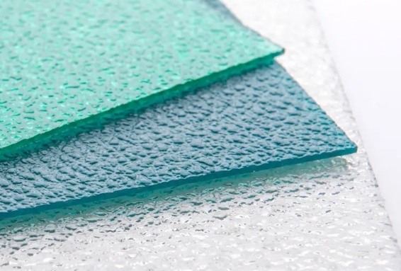 色多多官网下载磨砂板厂家哪个好？